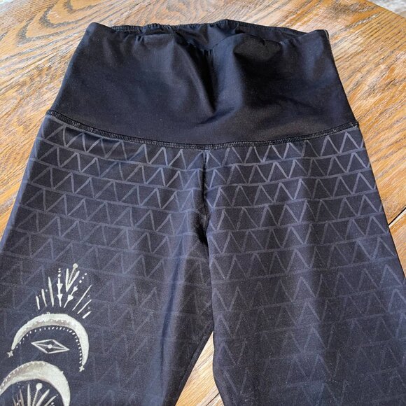 ONZIE FLOW black patterned leggings/exc condition/S/M - Picture 2 of 6